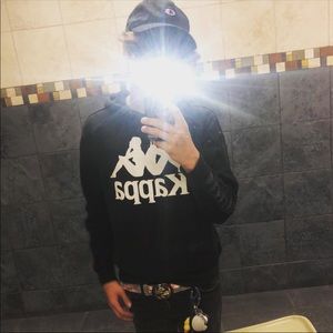 Meet your Posher, Ethan